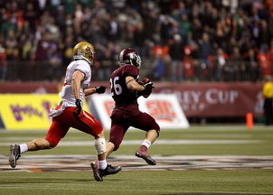 九游娱乐-北京鸭本土球员逐渐挑起进攻重担，北京鸭男篮新logo